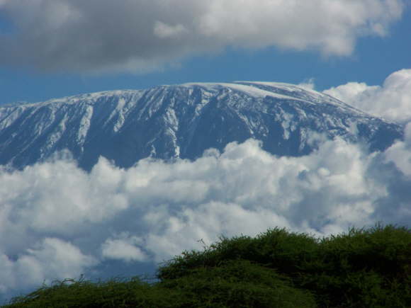 Kenya Dec 2009 Kibo Safari Camp